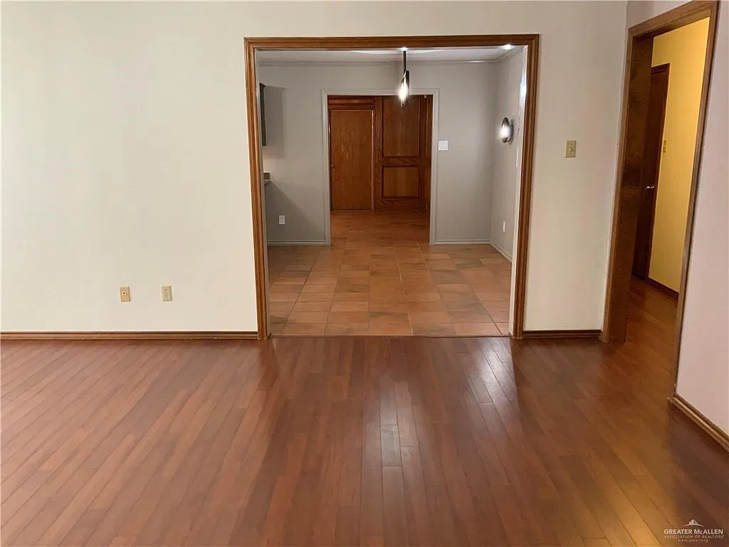 2 bed, 5.0 bath, 1516 sqft, $1,475 — Photo 3