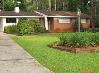 2302 White Oak Dr, Valdosta, GA 31602