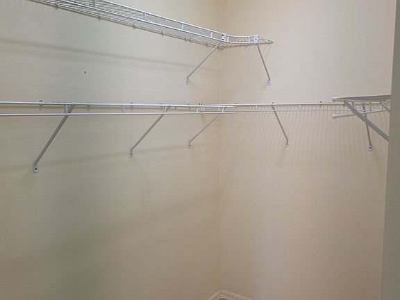 4th image of 3780 18th Ave SE