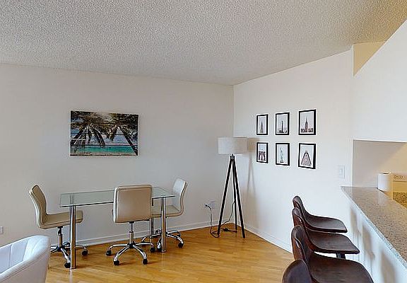 5th image of 175 E 96th St #26QQ