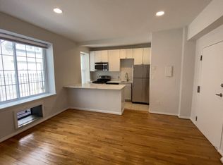 2714 Quarry Rd NW APT 303, Washington, DC 20009