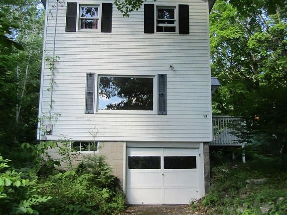 2nd image of 13 Pine Grove Ave