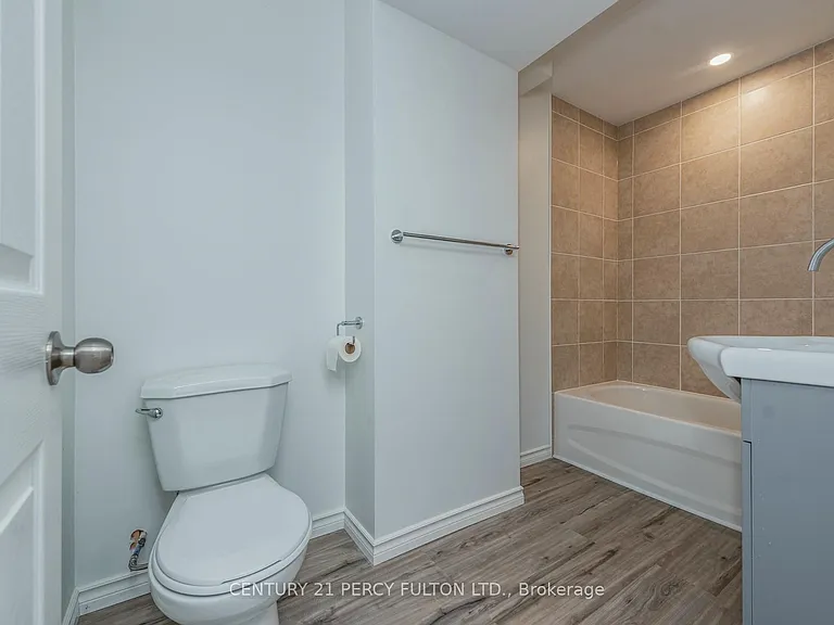1 Cragg Cres #BASEMENT — Photo 13