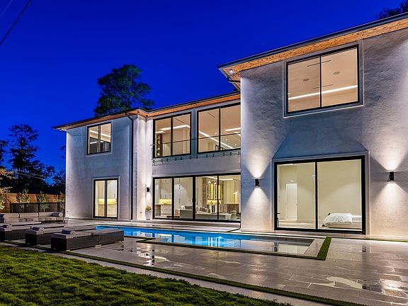 2nd image of 360 Timber Terrace Rd