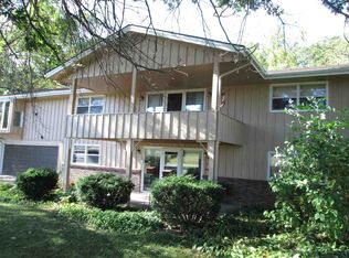 10217 Yale Bridge Rd, Rockton, IL 61072