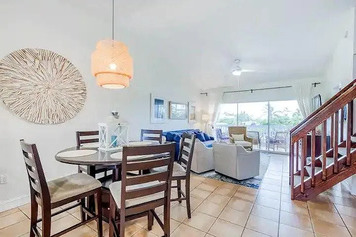 Building Photo - 164 Ocean Bay Dr #3-C