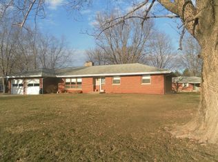 511 E Route 125, Pleasant Plains, IL 62677