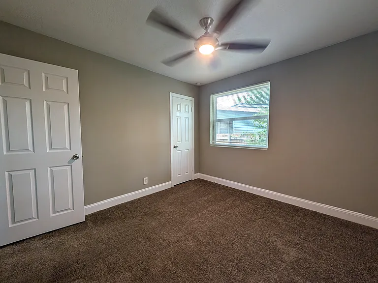 5363 Poppy Dr — Photo 13