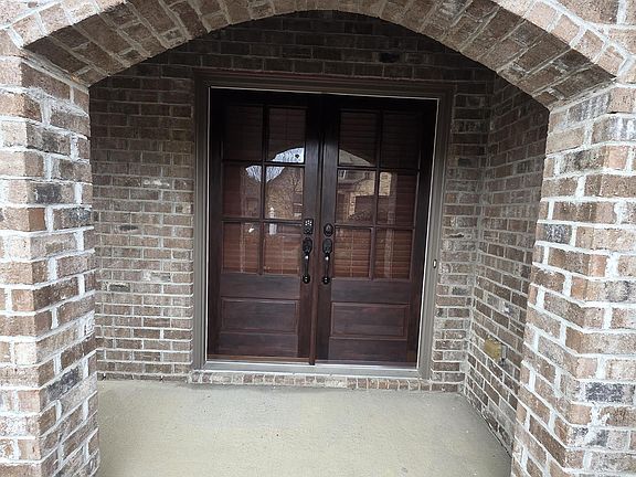 2nd image of 3083 Chelsea Park Rdg