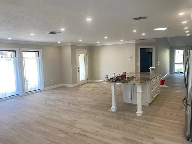 424 Yacht Harbor Dr — Photo 6
