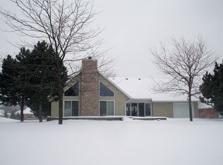 2132 Blue Heron Dr, Delavan, WI 53115