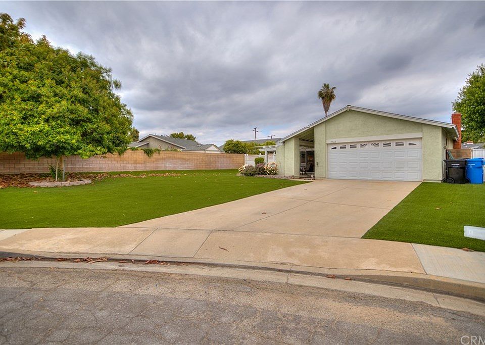 1st image of 2946 Deerbrook St