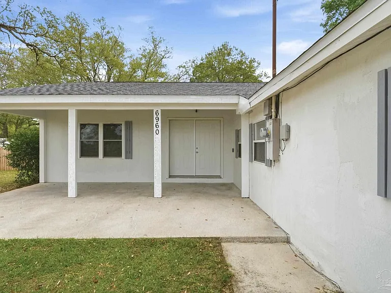 6960 Klondike Rd — Photo 3
