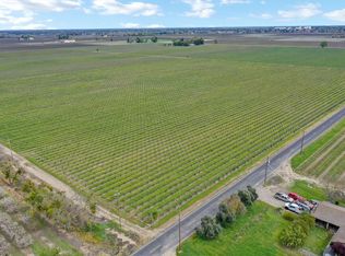 2227 W Sargent Rd, Lodi, CA 95242