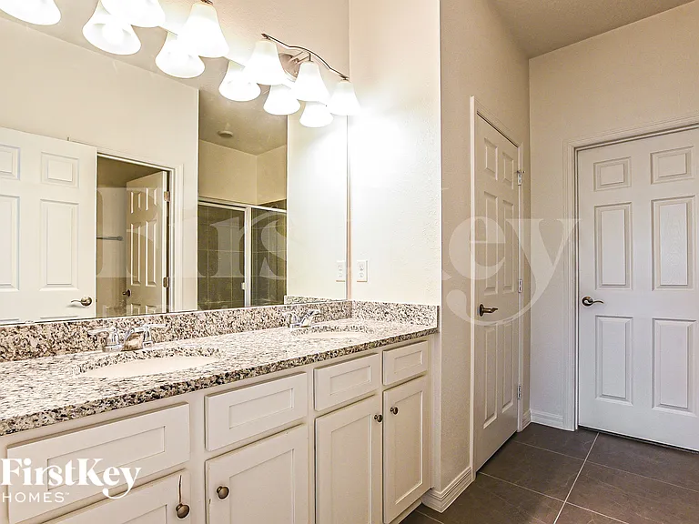 1272 Spokane Point — Photo 11