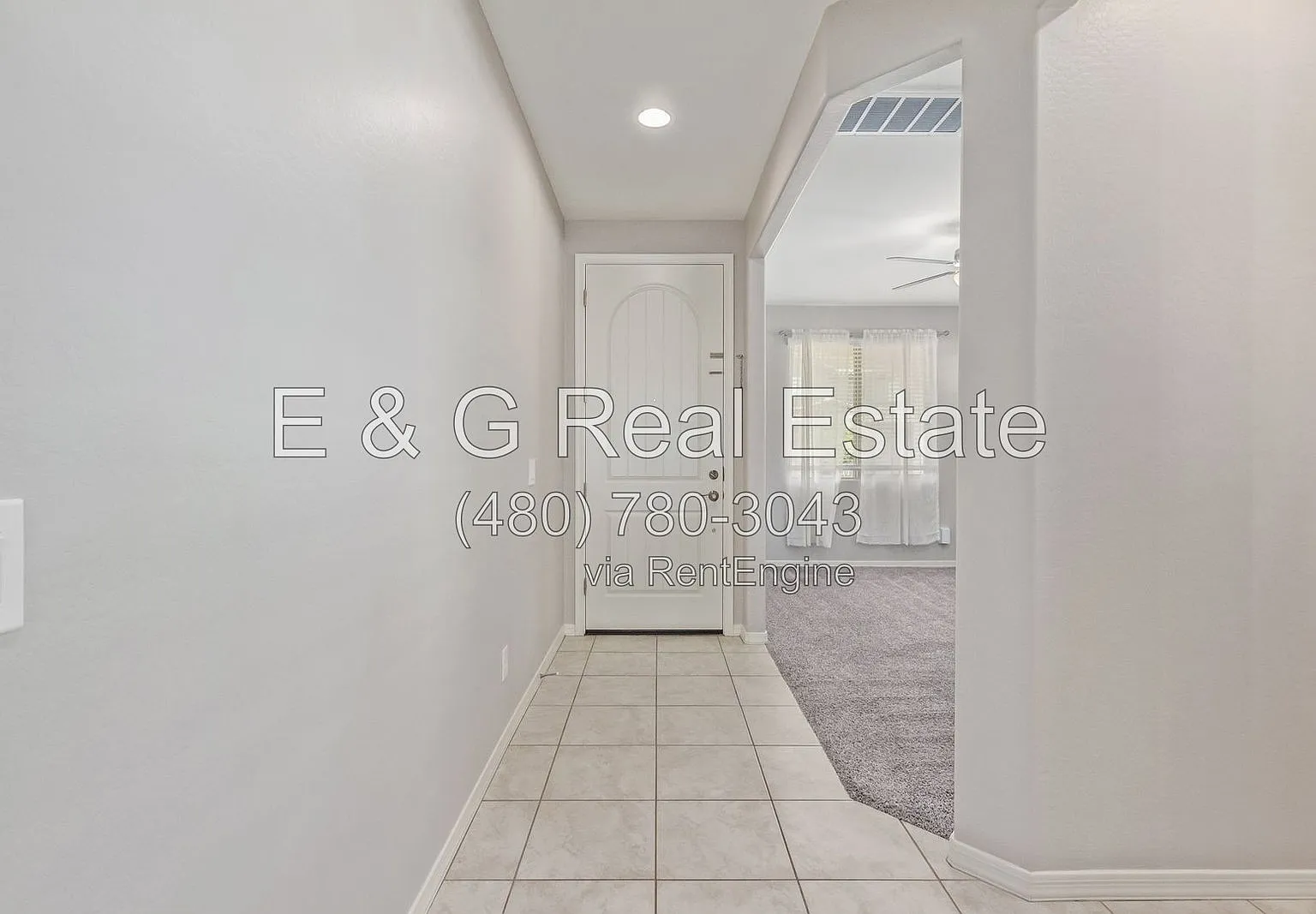 4 bed, 2.5 bath, 1959 sqft, $2,450 — Photo 3