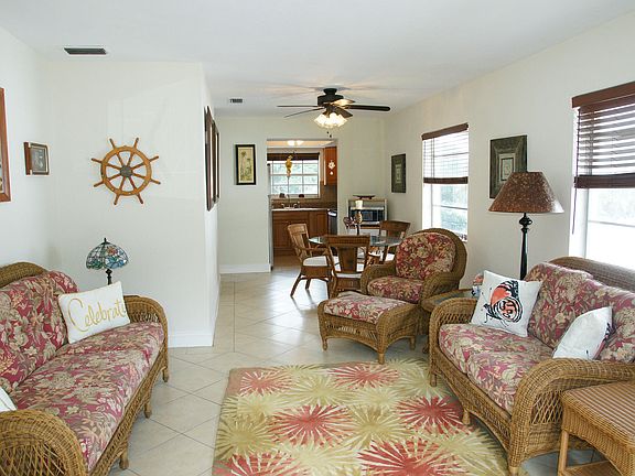3rd image of 2031 SE 5th St #7