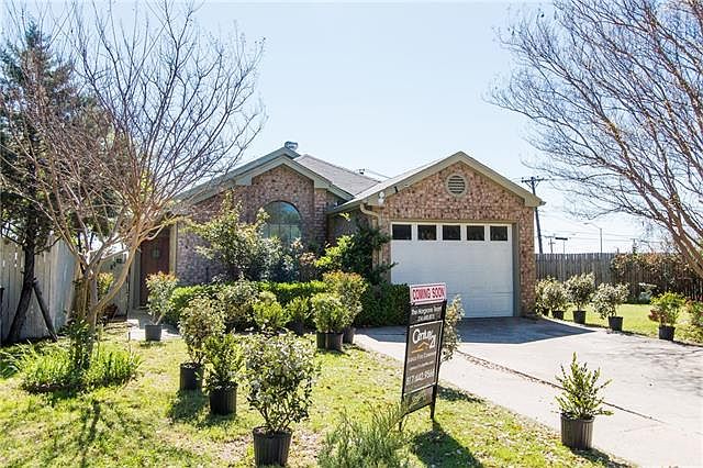 1st image of 2814 Game Lake Dr