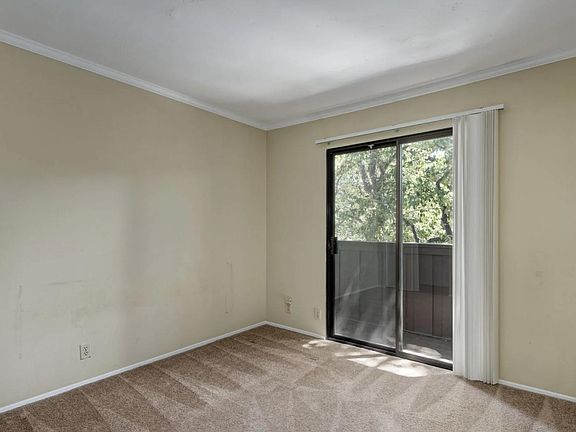 5th image of 1001 E Evelyn Ave #108