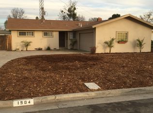 1904 N Woodrow Ave, Fresno, CA 93703