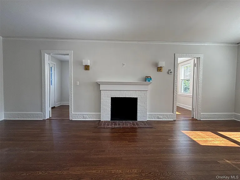 23 Perry Ave — Photo 37