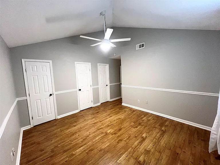3215 Keywood Ln — Photo 12