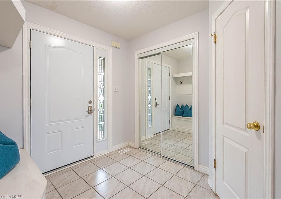 708 Brandenburg Blvd, Waterloo, ON N2T 2V4 Zillow