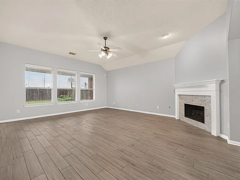 21610 Avalon Queen Dr — Photo 19