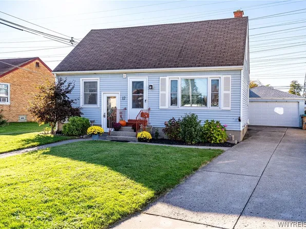 12 Yvonne Ave, Cheektowaga, NY 14225