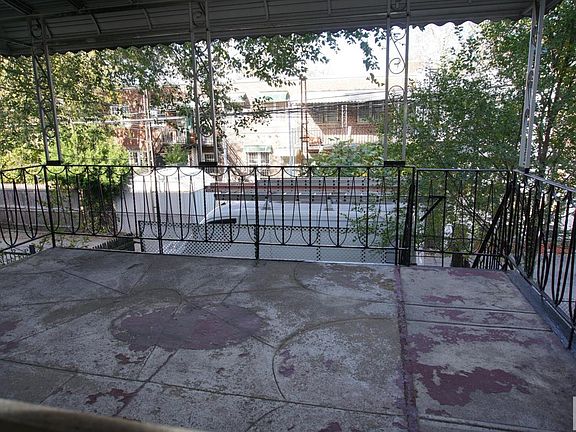 5th image of 8734 26th Ave #2