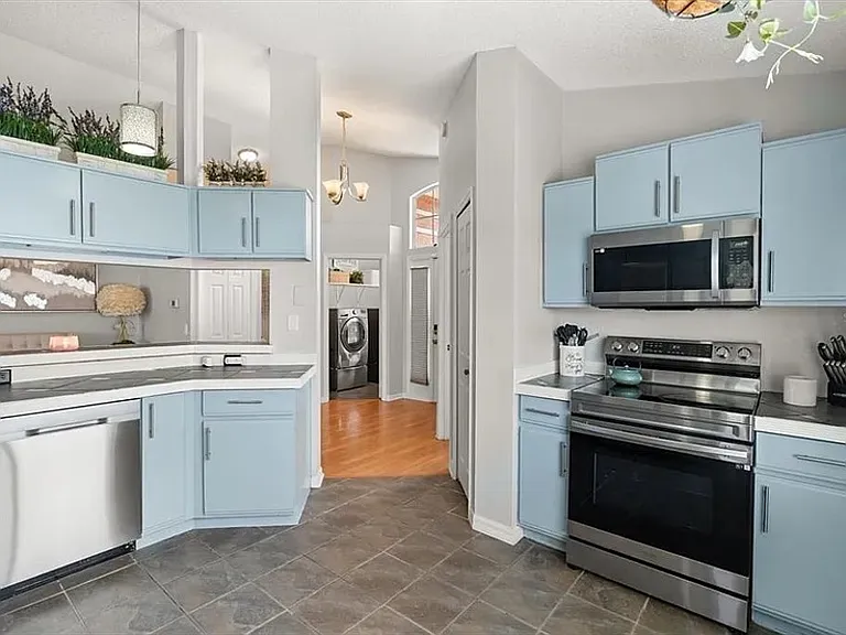 3114 Dellcrest Pl — Photo 7