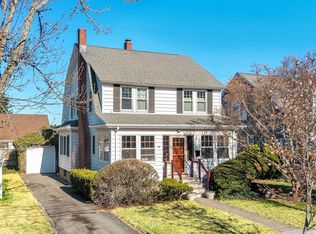 29 Thaxter Rd, Newton, MA 02460
