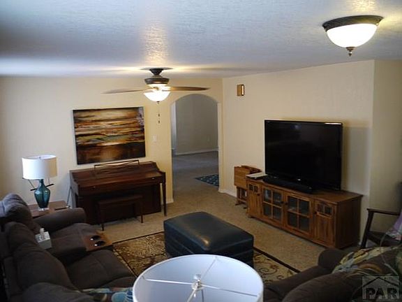 2nd image of 515 W Grant Ave