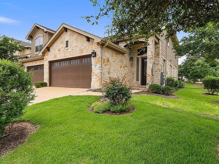 7324 Bandera Ranch Trl #B — Photo 3