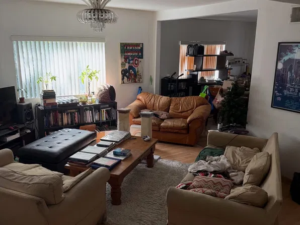 4389 Camero Ave APT 1, Los Angeles, CA 90027