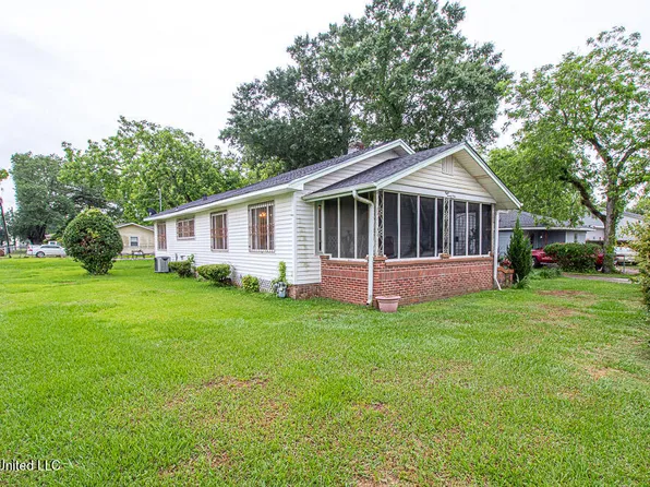 821 Bradford St, Biloxi, MS 39530