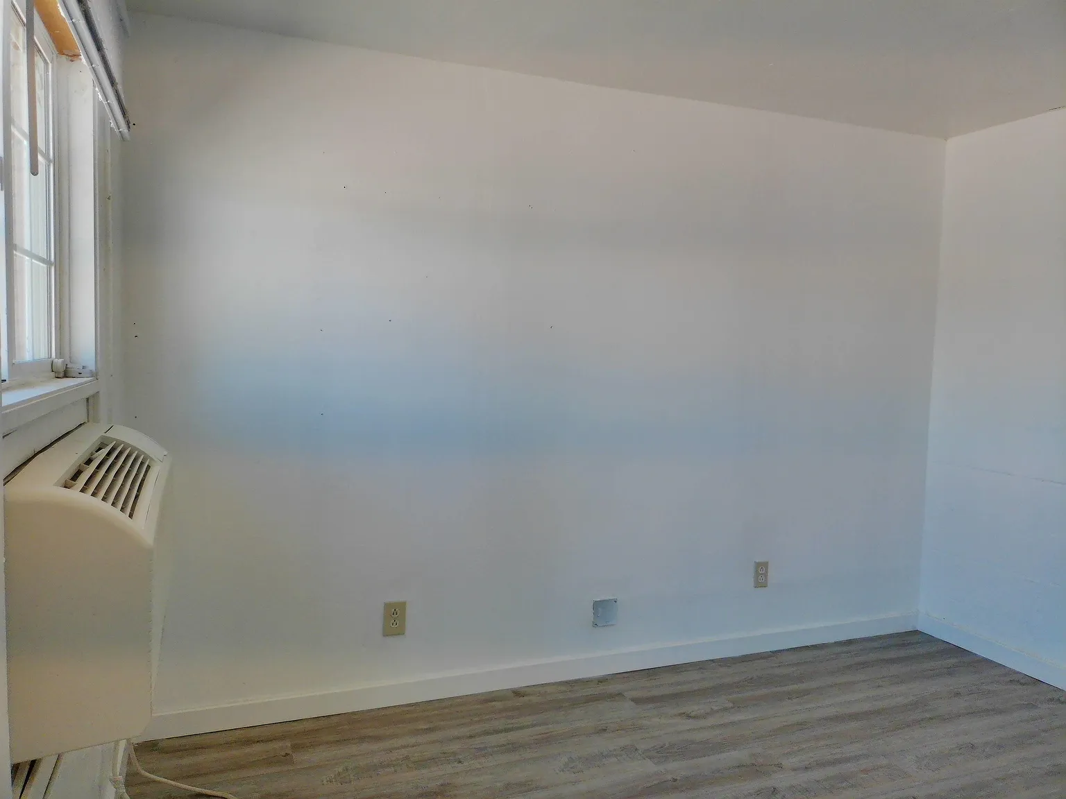 1 bed, 250 sqft, $675 — Photo 3