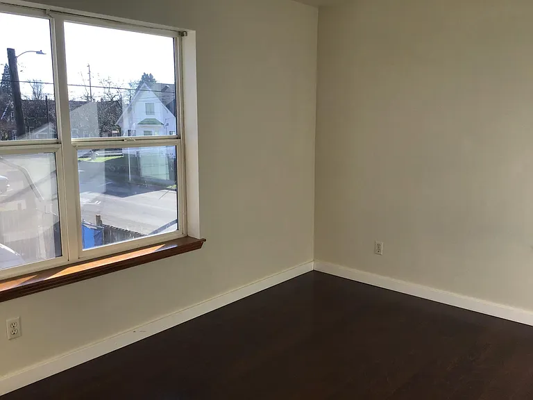 4708 N Haight Ave — Photo 11