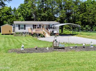 9321 E Emory Rd, Corryton, TN 37721