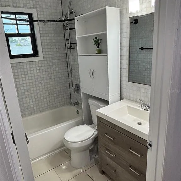 1319 S Michigan Ave — Photo 8