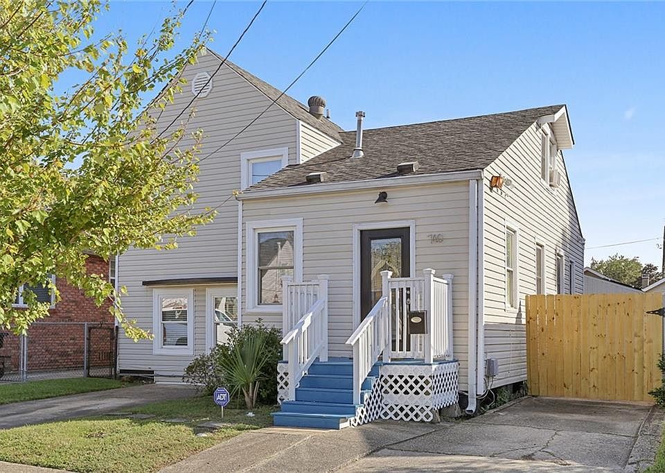 1st image of 740 Pontalba St