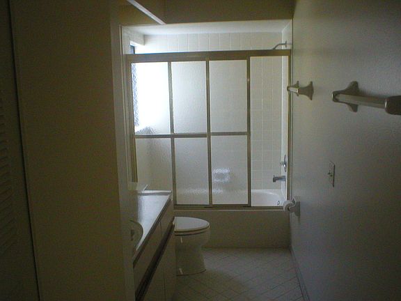 4th image of 2837 Autumn Green Dr