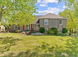 21400 W 199th St, Spring Hill, KS 66083