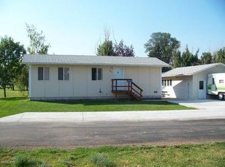 206 4th Ave S, Belt, MT 59412