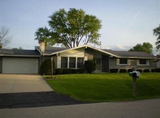13405 W Old Oak Ln, New Berlin, WI 53151