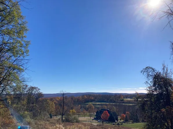 2 Vernon View Dr West, Vernon Twp., NJ 07418