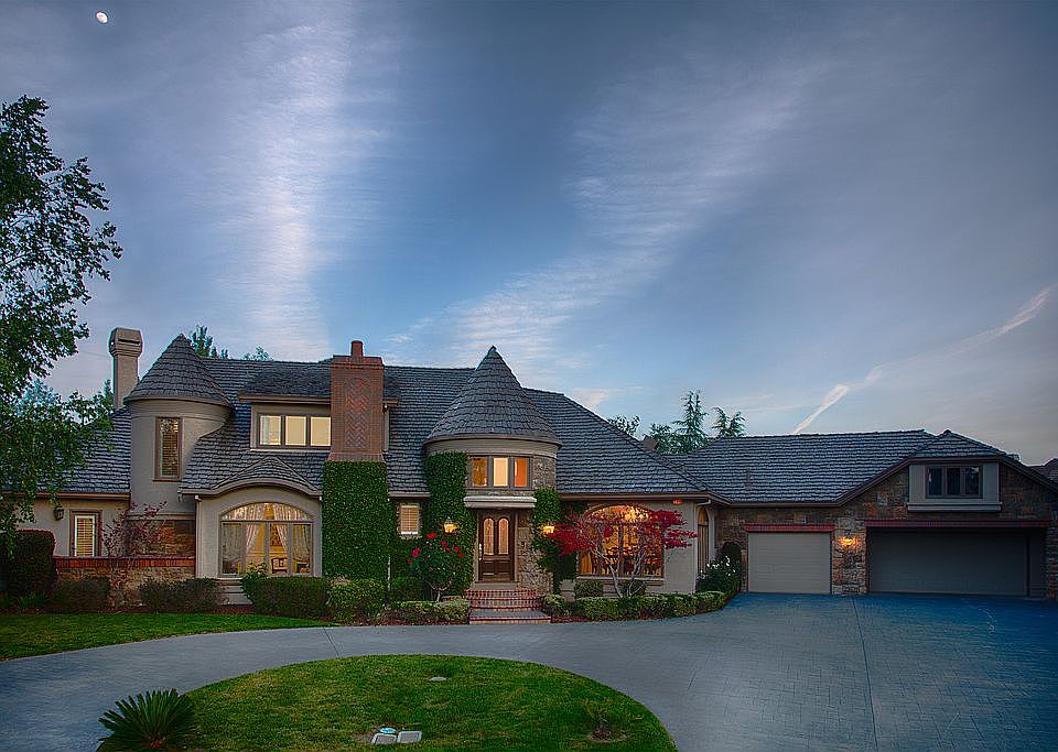 1st image of 15096 Danielle Pl