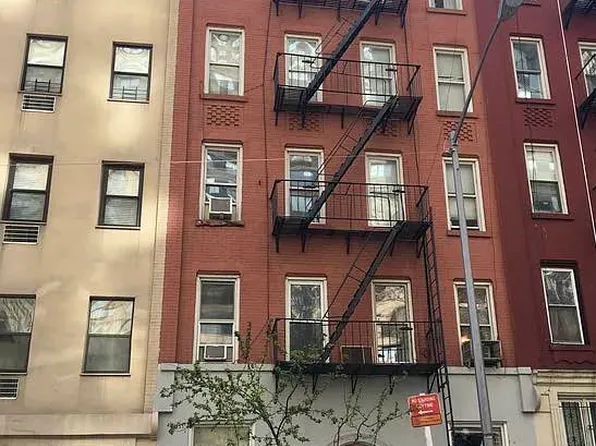 224 East 95th Street 5D image 2 of 5