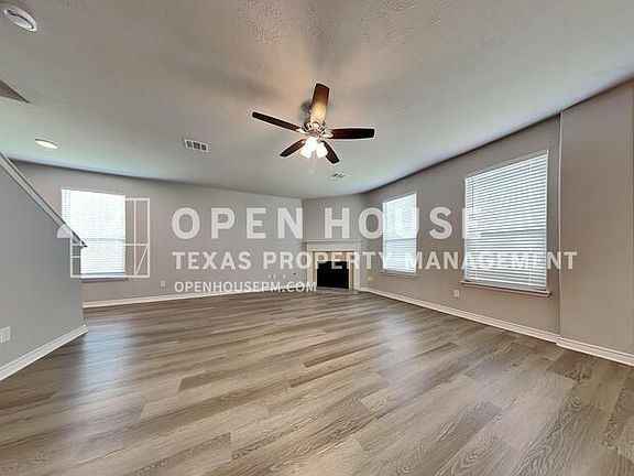 3rd image of 6602 Albion Crescent Dr