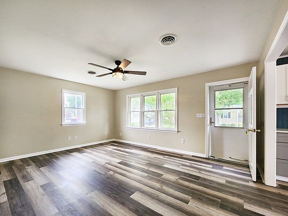 4th image of 6268 Poplar St